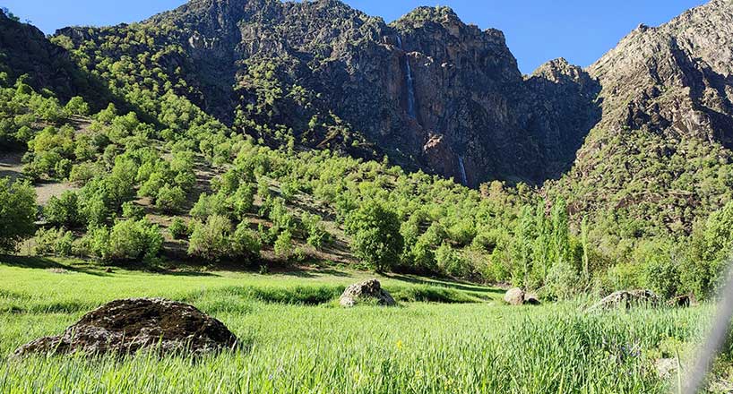 بلندترین آبشارهای ایران | آبشار لاتون تا آبشار برنجه - 12 آبشار بلند ایران